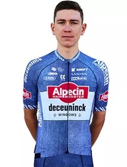 Photo Tobias Bayer